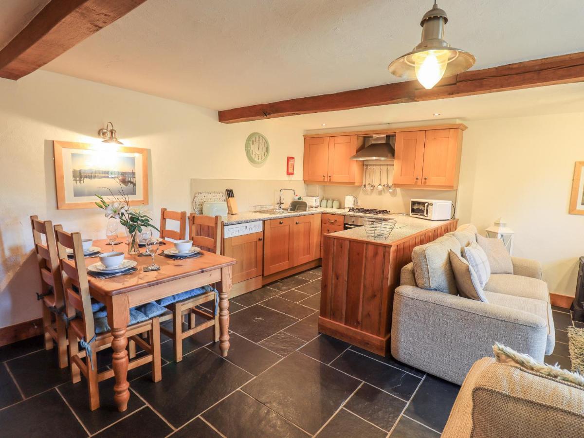 Gowan Cottage Стейвли Экстерьер фото